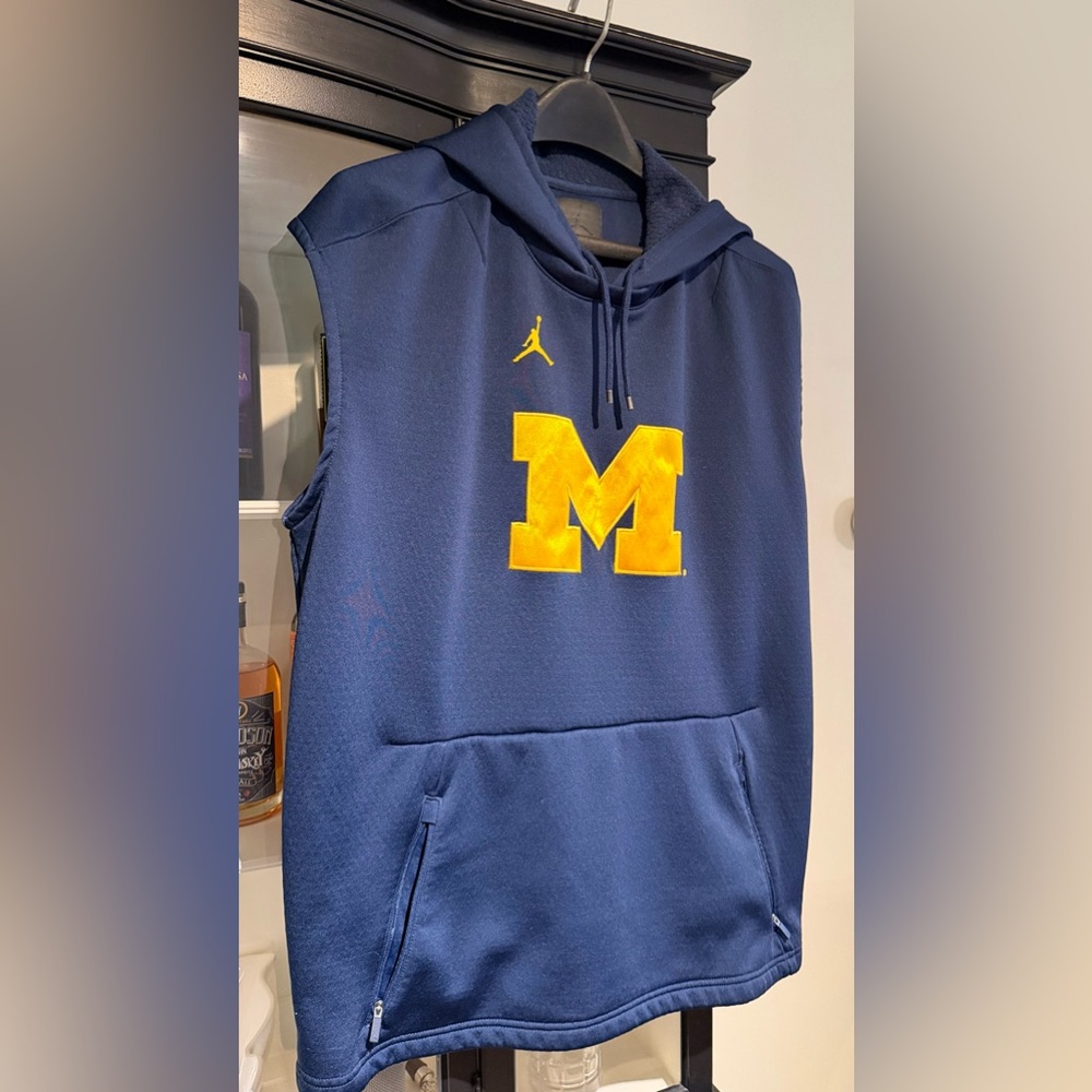 Michigan Wolverines Team Issued Player Exclusive Sleeveless Hoodie Pullover